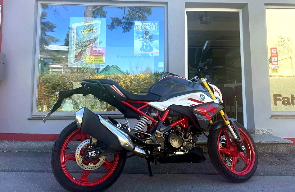 BMW G 310 R Ausbildungsmotorrad der Fahrschule 24